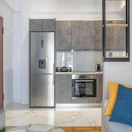 Apartment In The Heart Of Koukaki Near Acropolis *