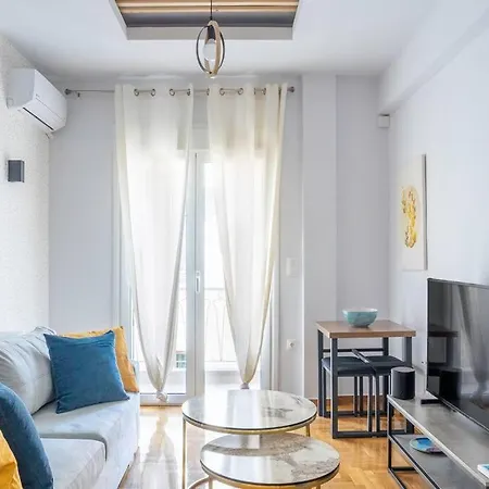 Apartment In The Heart Of Koukaki Near Acropolis Athens