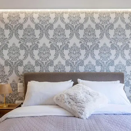 Apartment In The Heart Of Koukaki Near Acropolis *